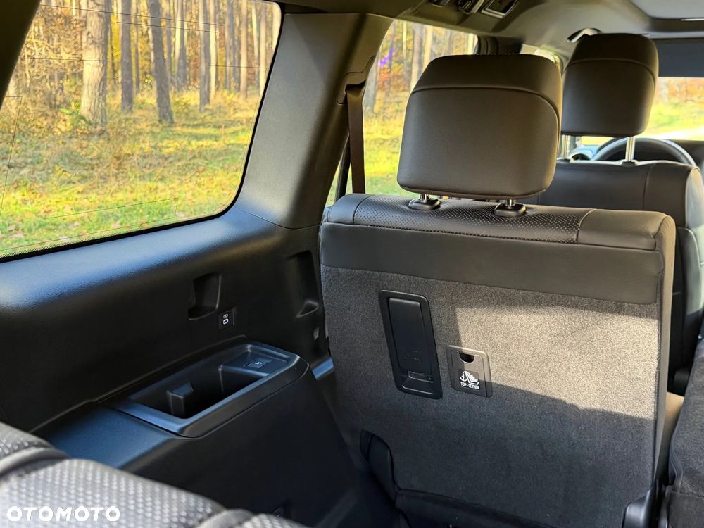 Toyota Land Cruiser - 9