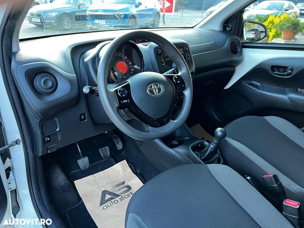 Toyota Aygo 1.0 VVY-I 5 usi X-trend - 2