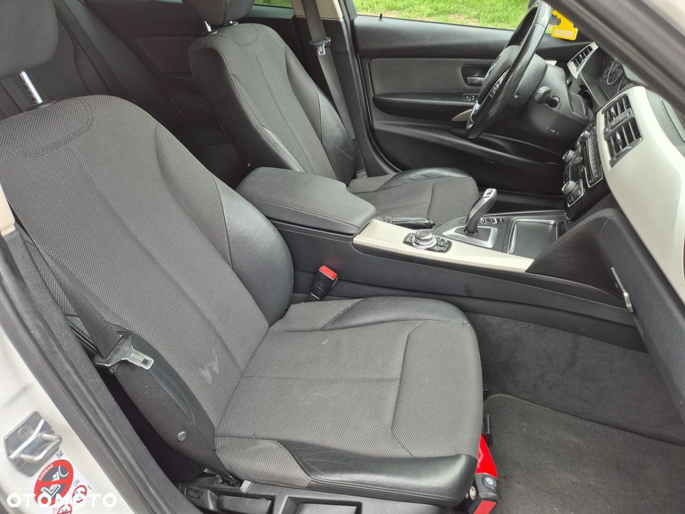 BMW Seria 3 318d Advantage - 14