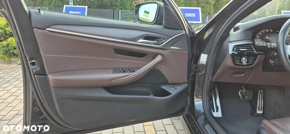 BMW Seria 5 530i xDrive mHEV M Sport sport - 24