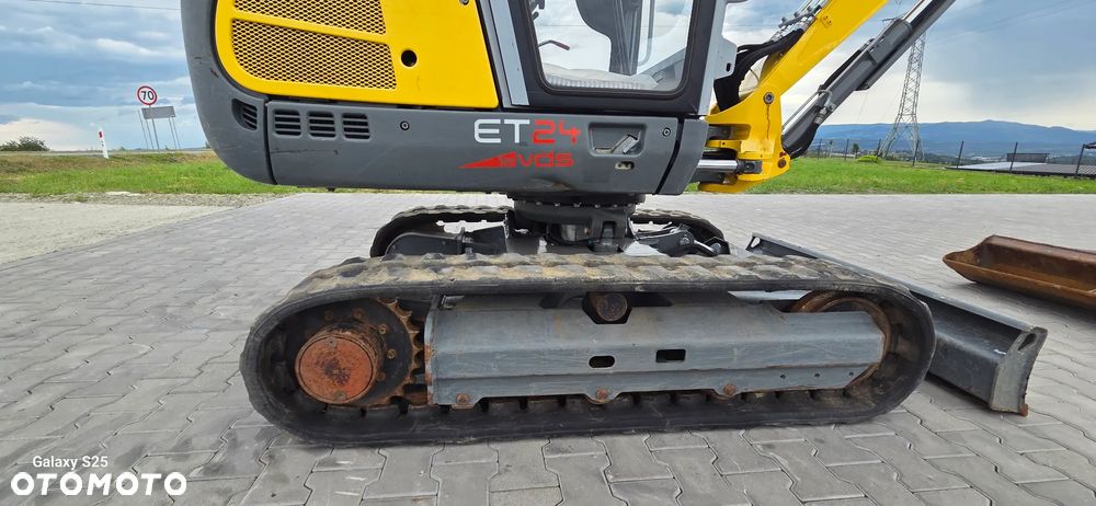 Wacker Neuson ET24 - 4