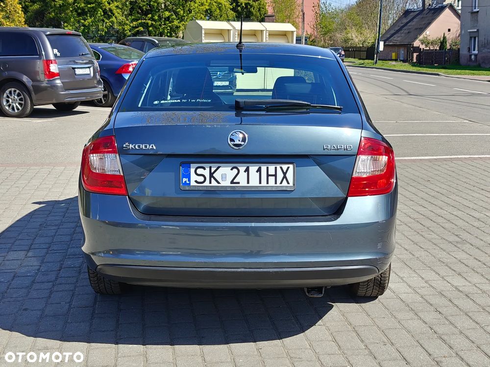 Skoda RAPID 1.2 TSI Ambition DSG - 10