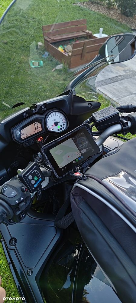 Yamaha FZ8 - 4