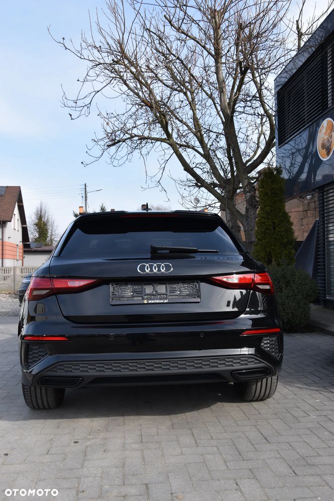 Audi A3 Sportback 40 TFSIe S tronic S line - 12