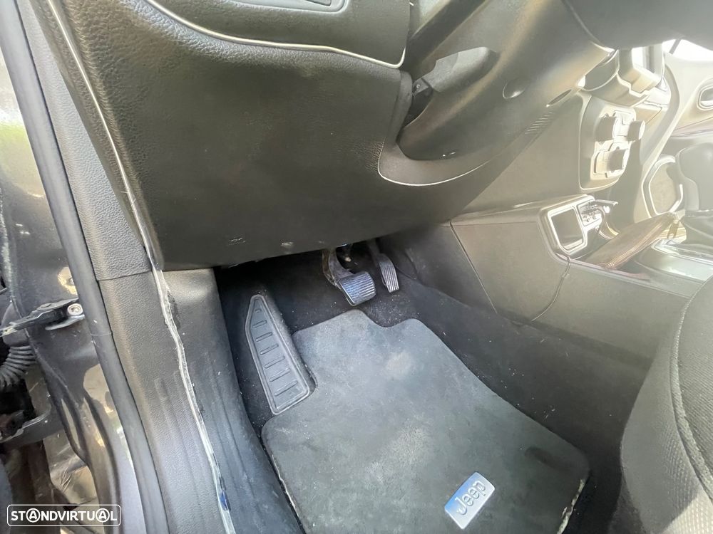 Jeep Renegade 1.3 T Longitude DCT - 8