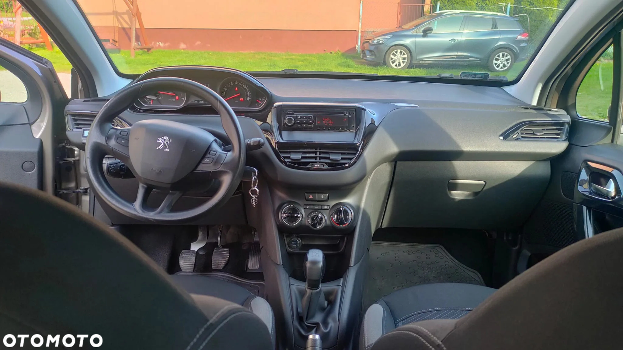 Peugeot 208 1.4 HDi Active - 8