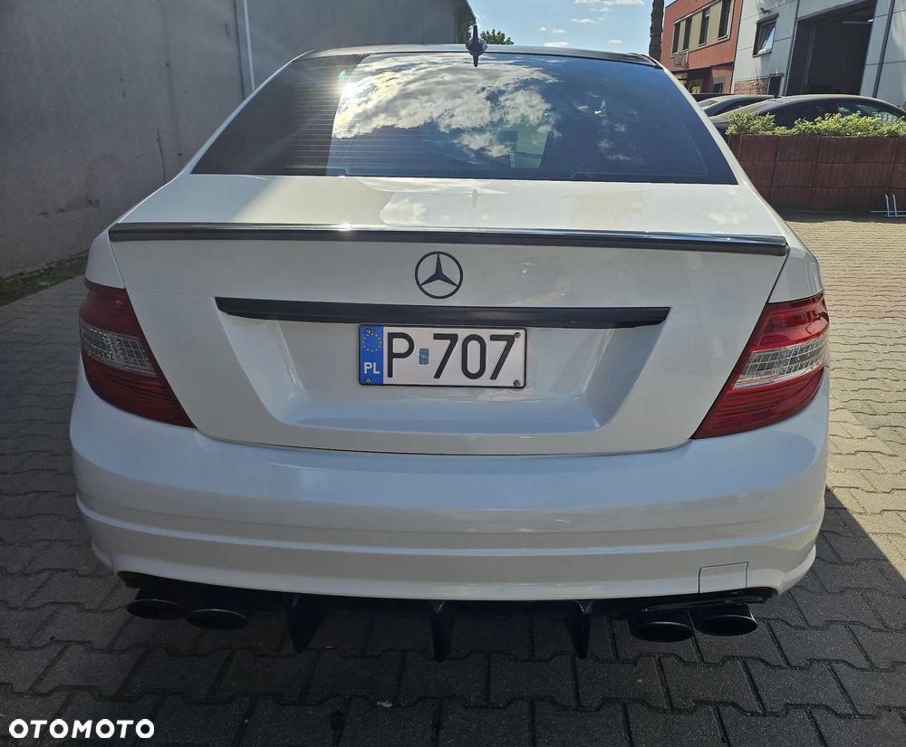 Mercedes-Benz Klasa C 63 AMG 7G-TRONIC - 13
