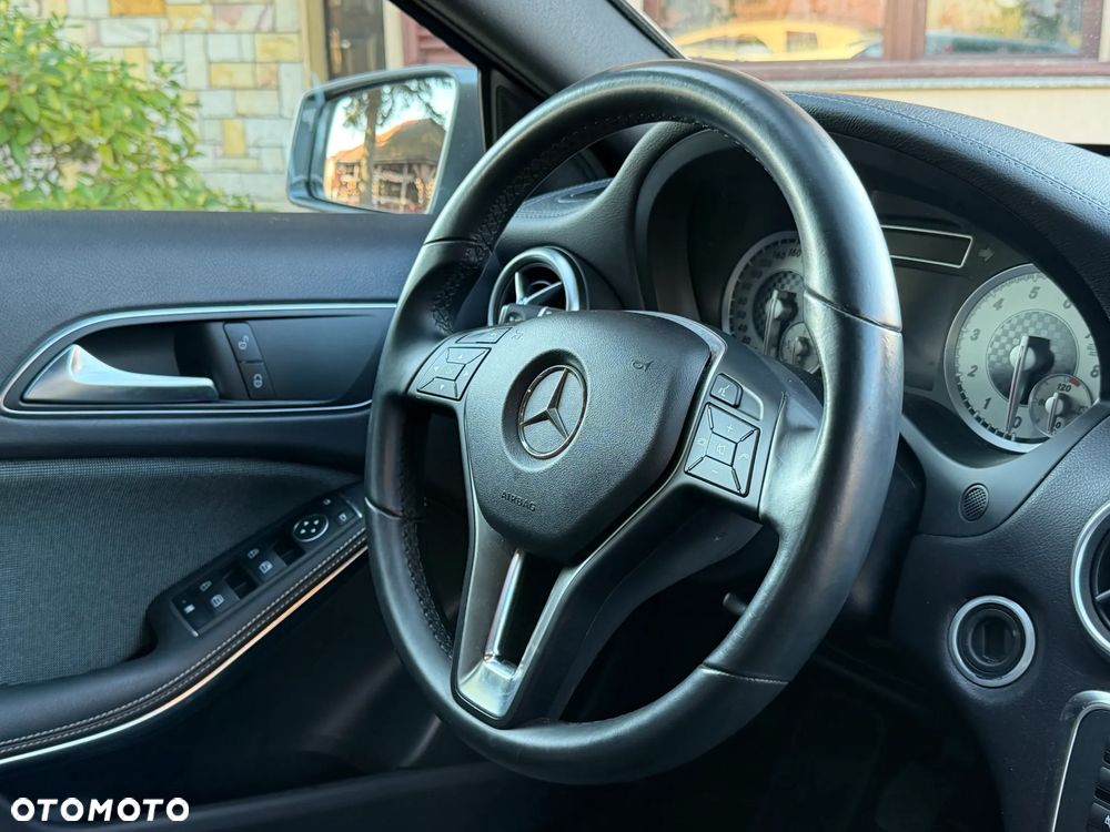 Mercedes-Benz Klasa A 180 2Style - 25