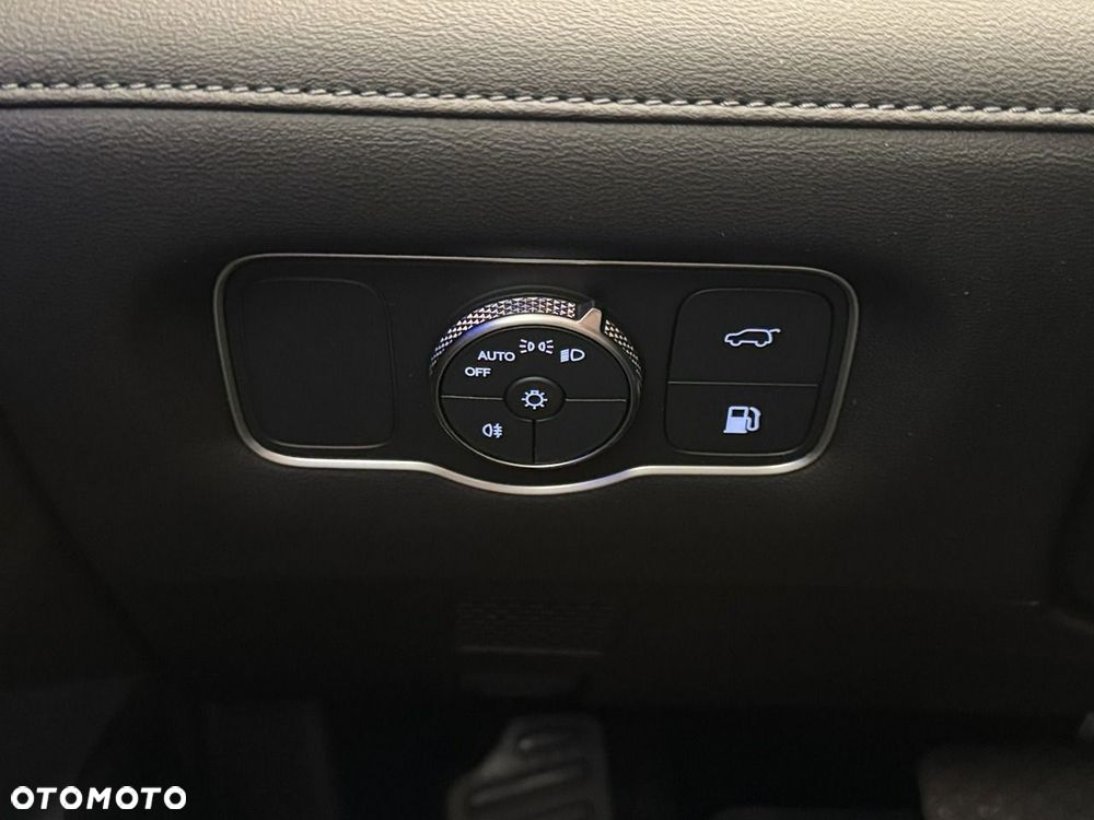 Chery Tiggo 8 1.5 T-GDI Super Hybrid Prestige DCT - 33