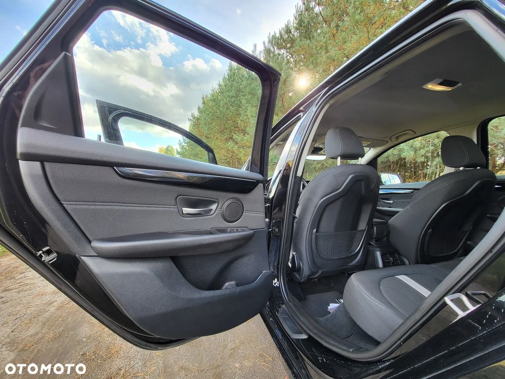 BMW Seria 2 218i Sport Line - 23