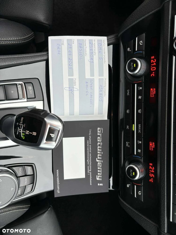 BMW Seria 5 520d xDrive - 14