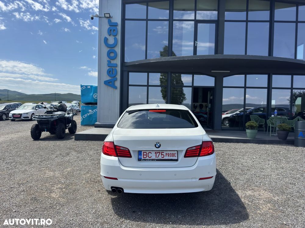 BMW Seria 5 520d BluePerformance - 8