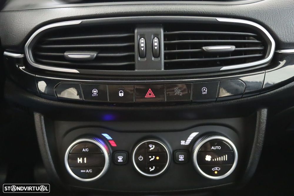 Fiat Tipo Cross 1.3 Multijet - 25