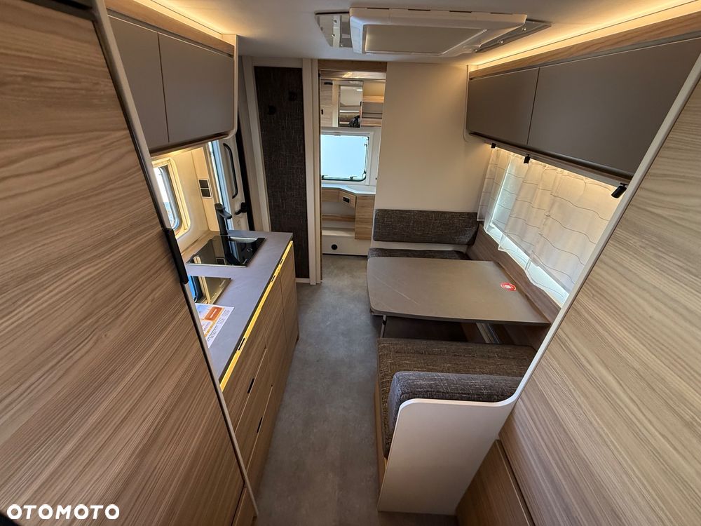 Dethleffs Nomad 490 EST - 13