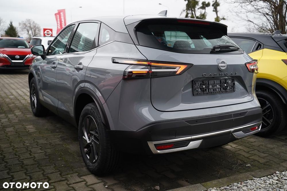 Nissan Qashqai 1.3 DIG-T mHEV N-Connecta Xtronic - 4