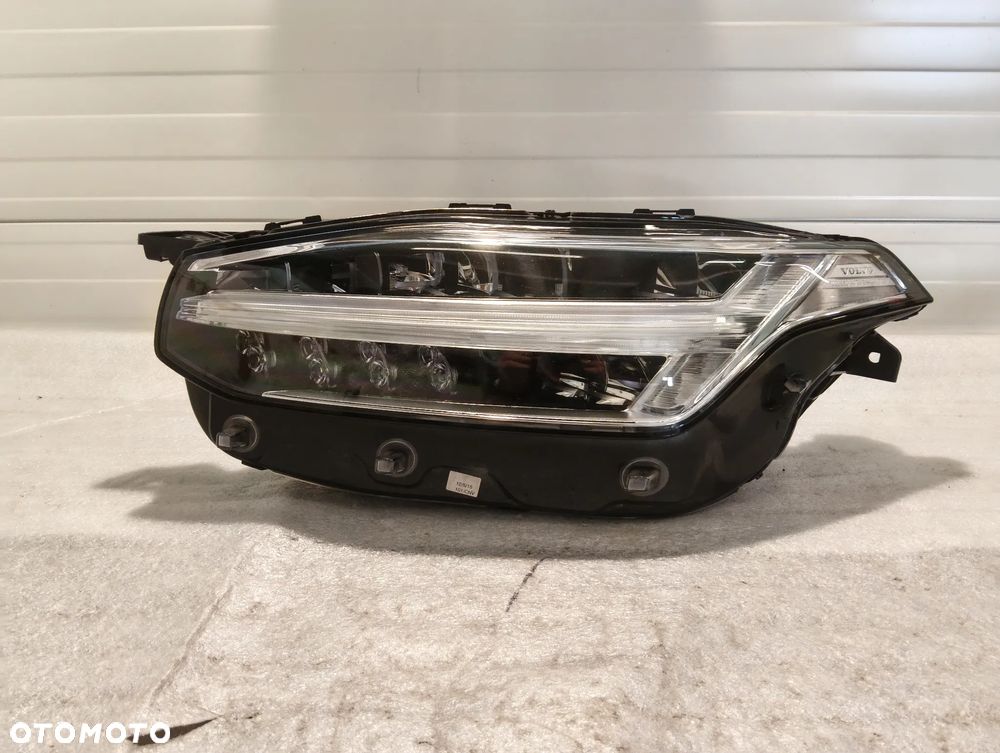 Volvo XC90 SM LED PRZÓD STRONA LEWA 31353153 - 1
