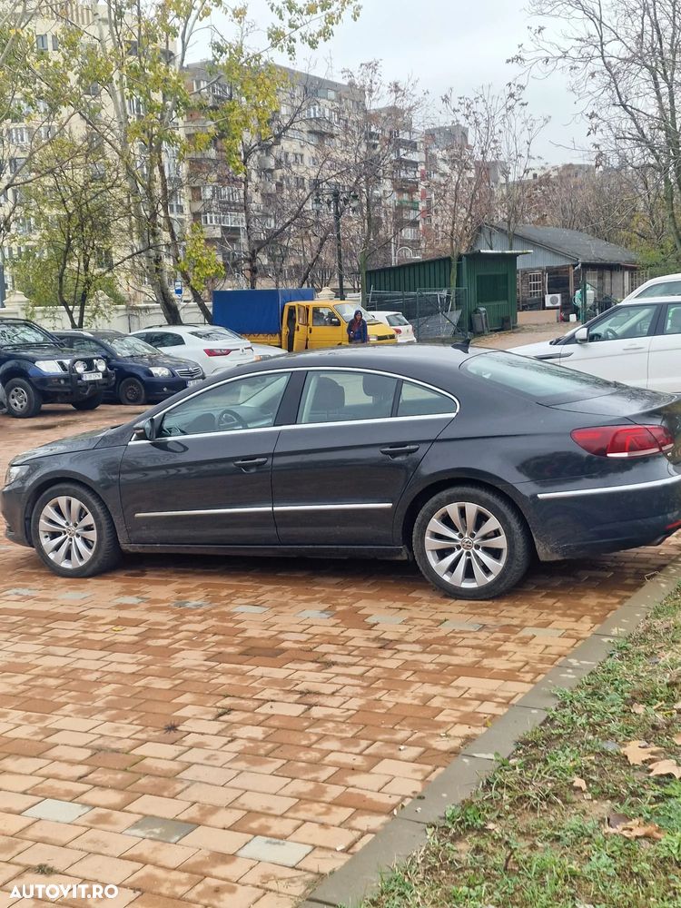 Volkswagen Passat CC 2.0 TDI DSG 4Motion BMT - 3