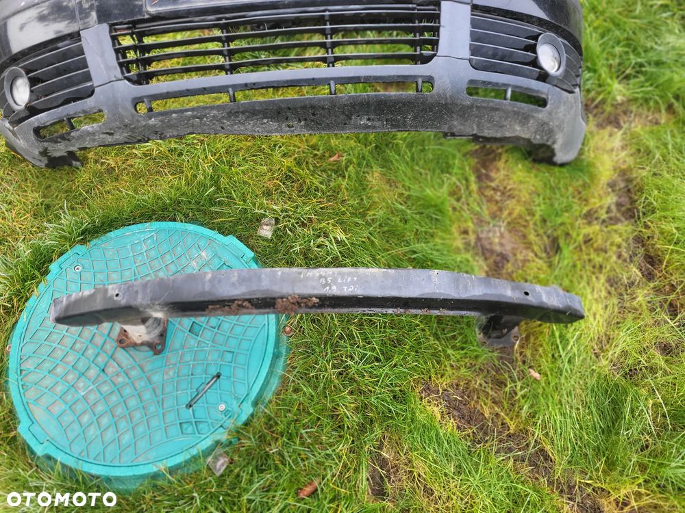 KL Pas Przedni Lampy Zderzak Przód Belka VW Passat B5 FL 00- - 2