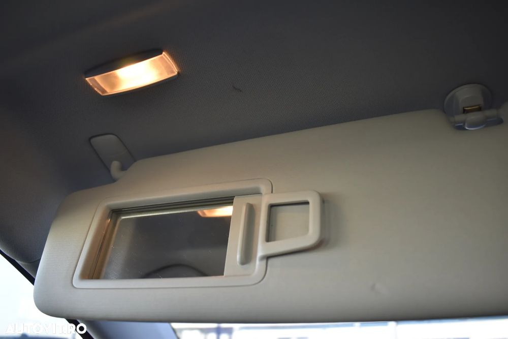 Volkswagen Golf 1.2 TSI BMT Comfortline - 40