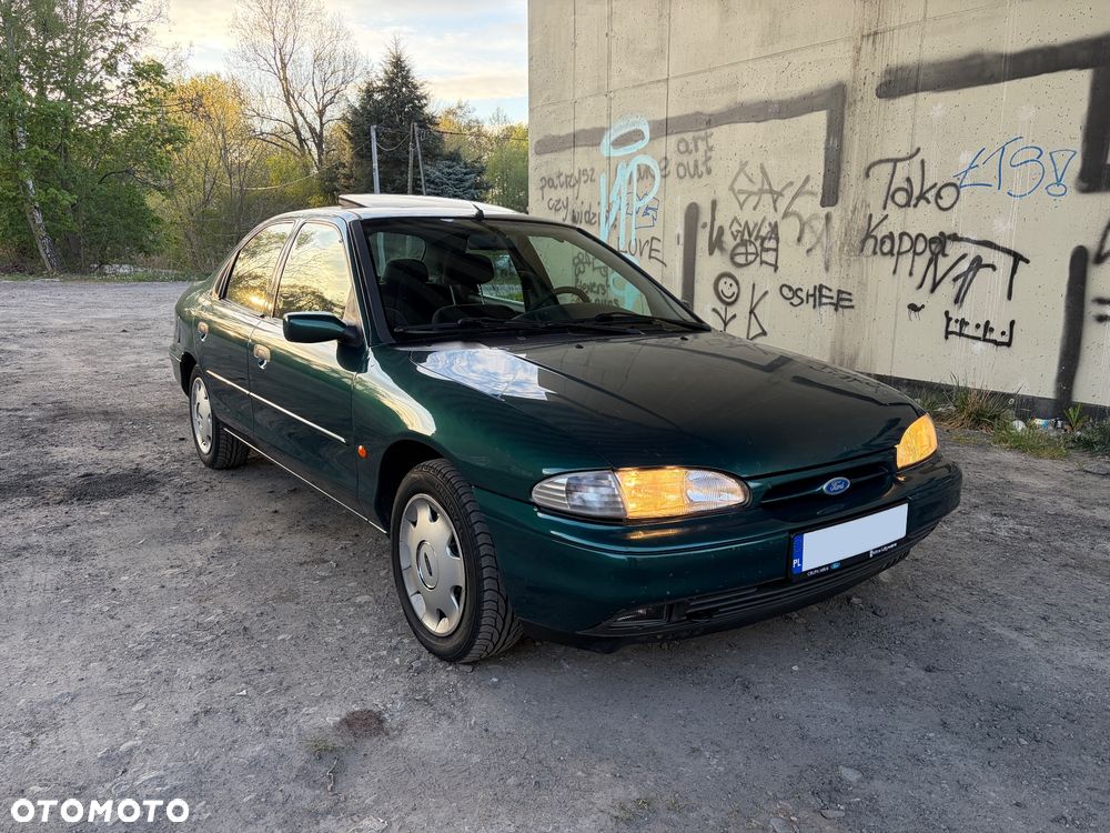 Ford Mondeo 1.8 CLX - 7