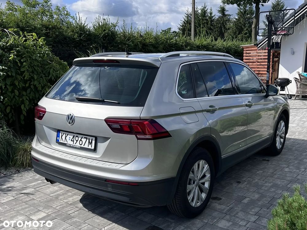 Volkswagen Tiguan - 4