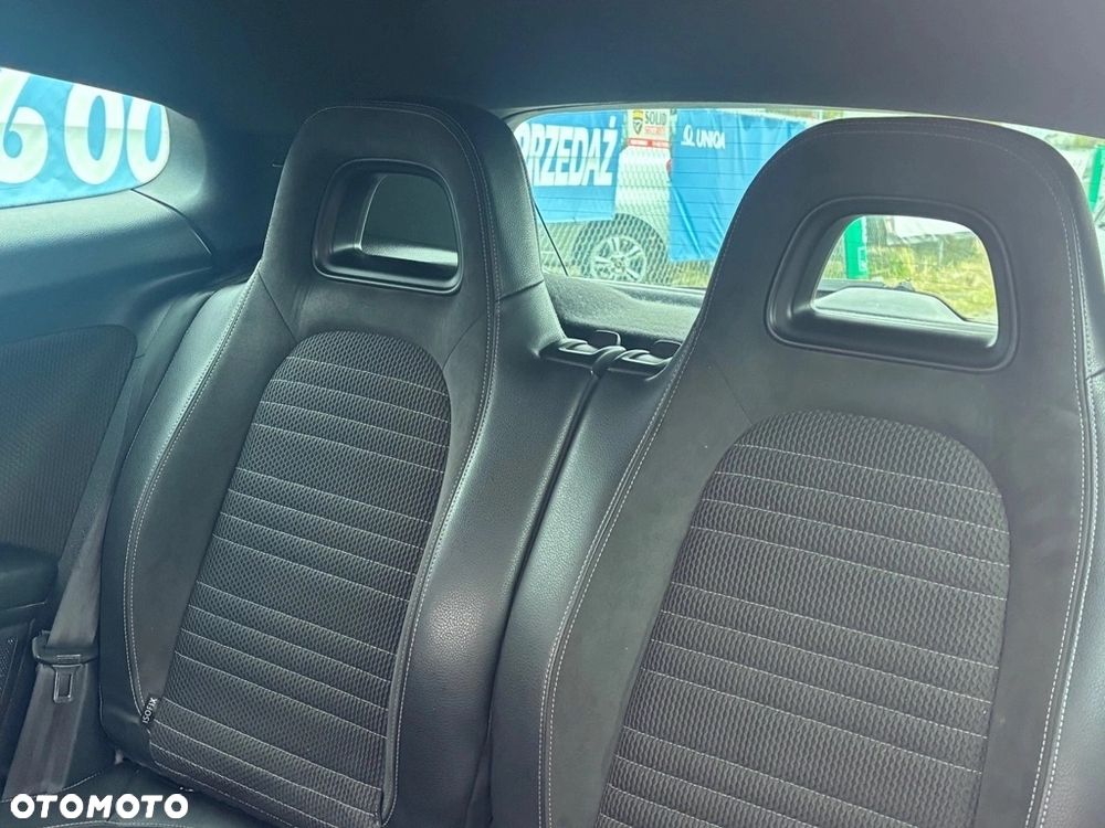 Volkswagen Scirocco 1.4 TSI Edition - 13