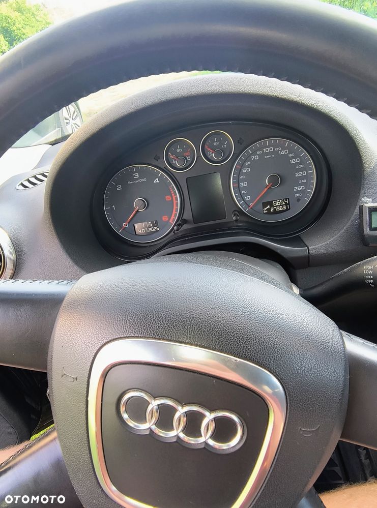 Audi A3 Sportback - 2