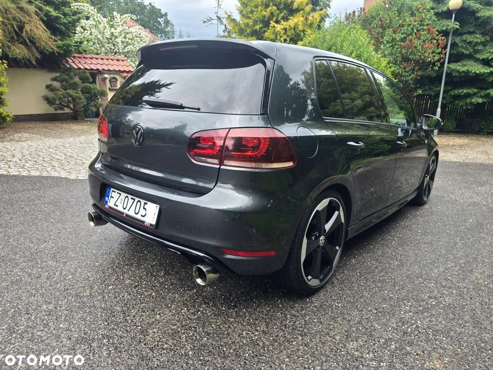 Volkswagen Golf 2.0 GTI Edition 35 - 6