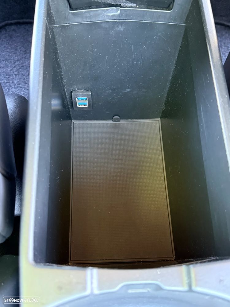 Honda Civic 1.8 ES - 37