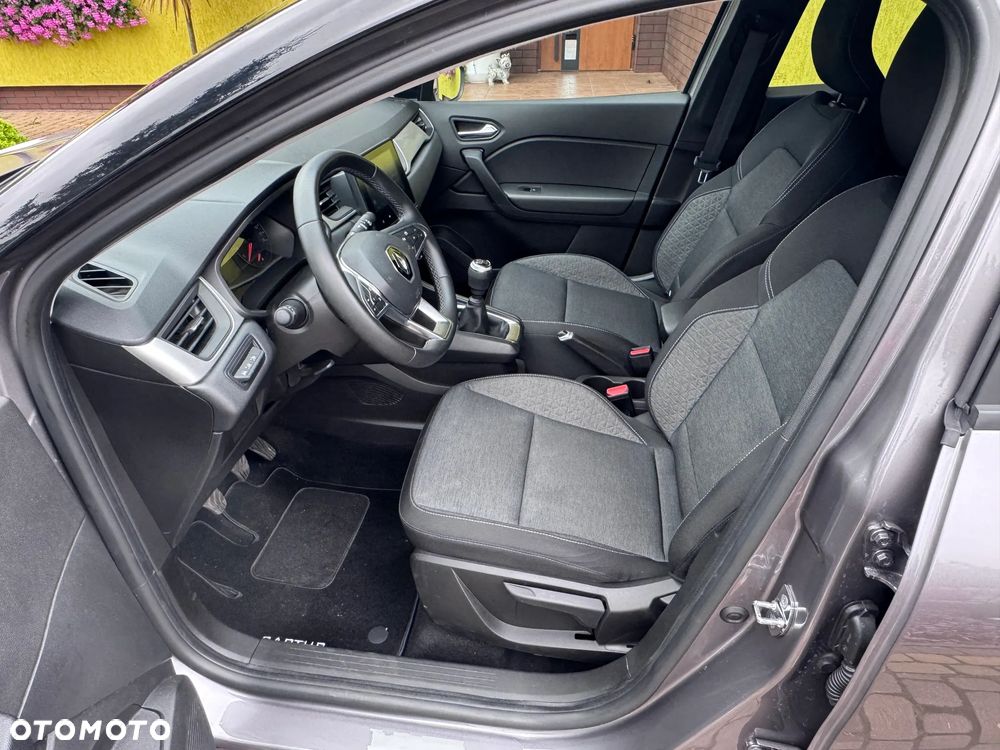 Renault Captur - 10