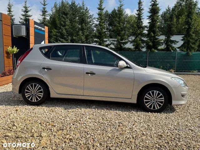 Hyundai i30 - 16