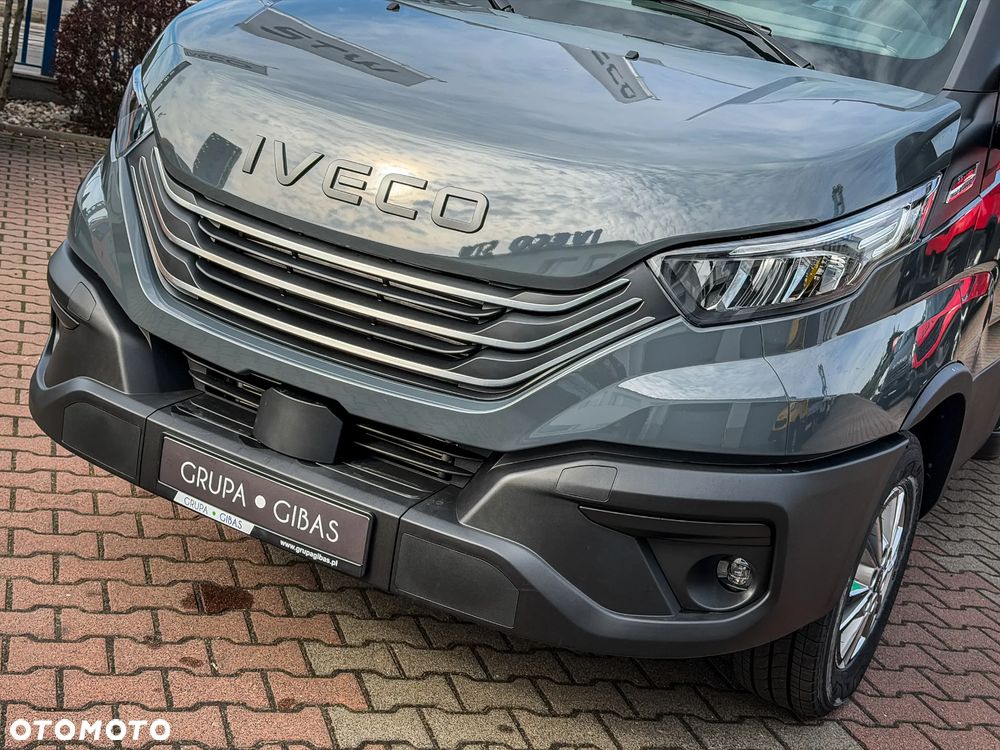 Iveco Daily 35S18HA8 - Autolaweta z VDI 3.0 Automat 180KM - Dostępne od ręki! GSC Gorzów! - 16
