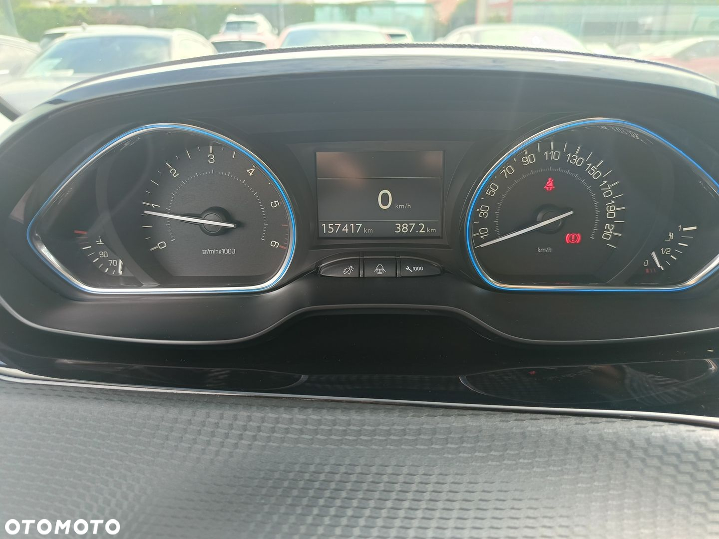 Peugeot 2008 1.5 BlueHDi Allure - 16