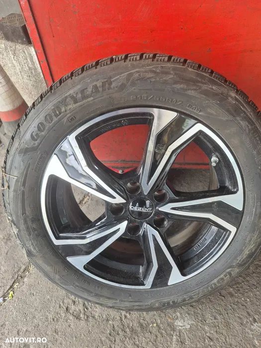 Vand set cauciucuri iarna, pe jante, cu senzori pentru Yaris Cross - 1