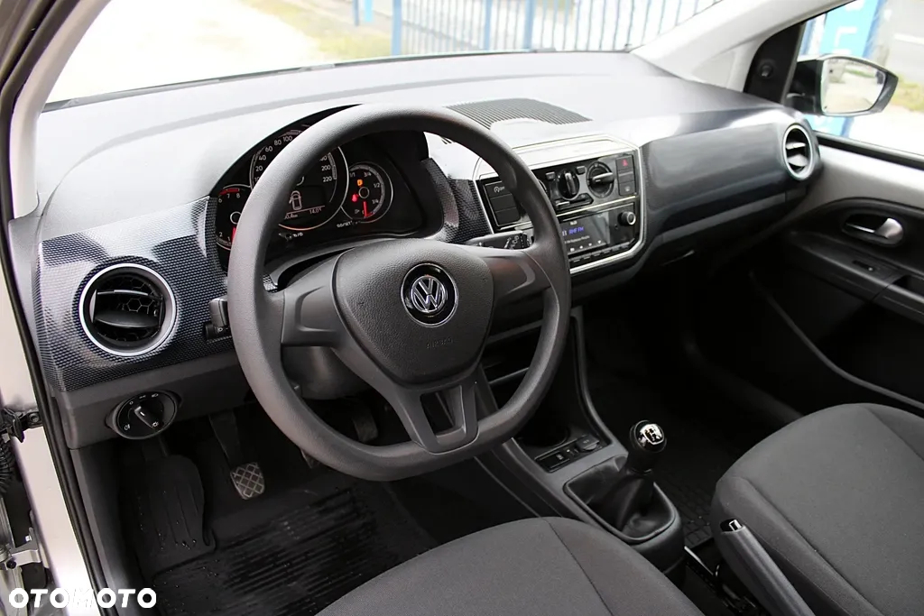 Volkswagen up! (BlueMotion Technology) sound - 12