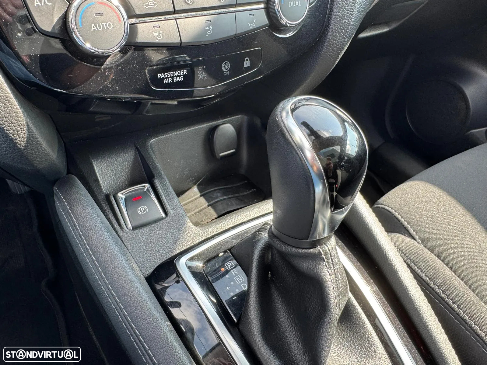 Nissan Qashqai - 25