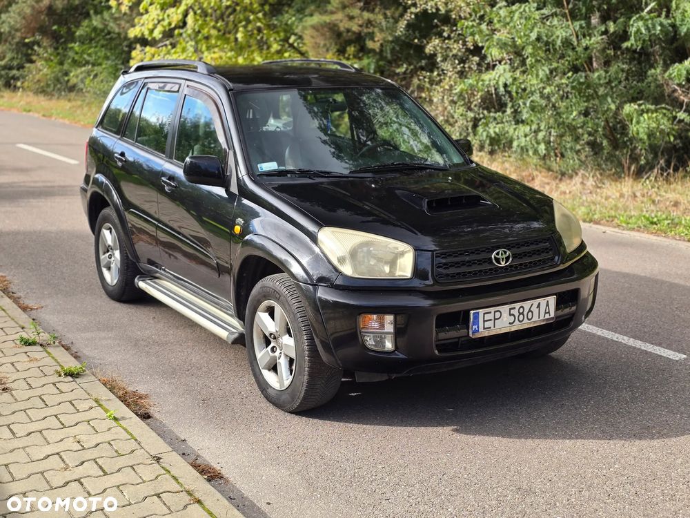 Toyota RAV4 D-4D 4x4 - 11