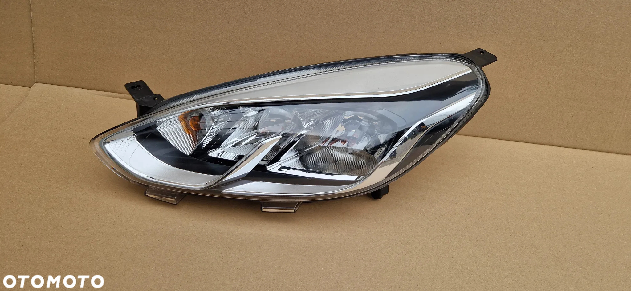 JAK NOWA !! LAMPA LEWA REFLEKTOR LEWY FORD FIESTA MK8 VIII 2017-2021R H1BB-13W030-AE - 2