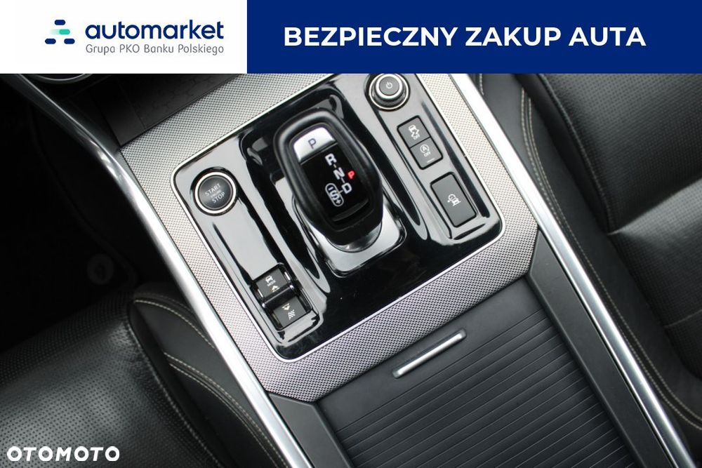 Jaguar XE 2.0 D180 AWD R-Dynamic S - 16