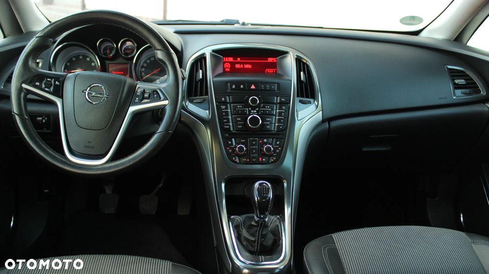 Opel Astra 1.4 Turbo Cosmo - 37