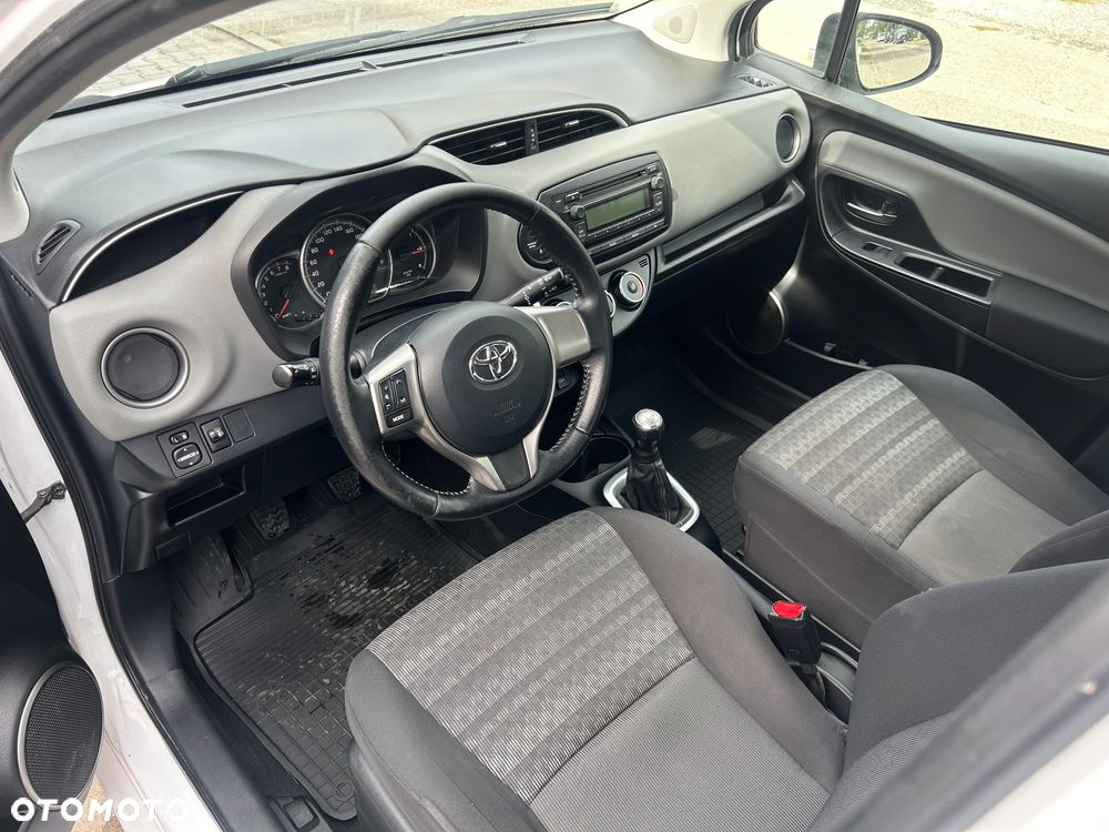 Toyota Yaris 1.0 Life EU6 - 9