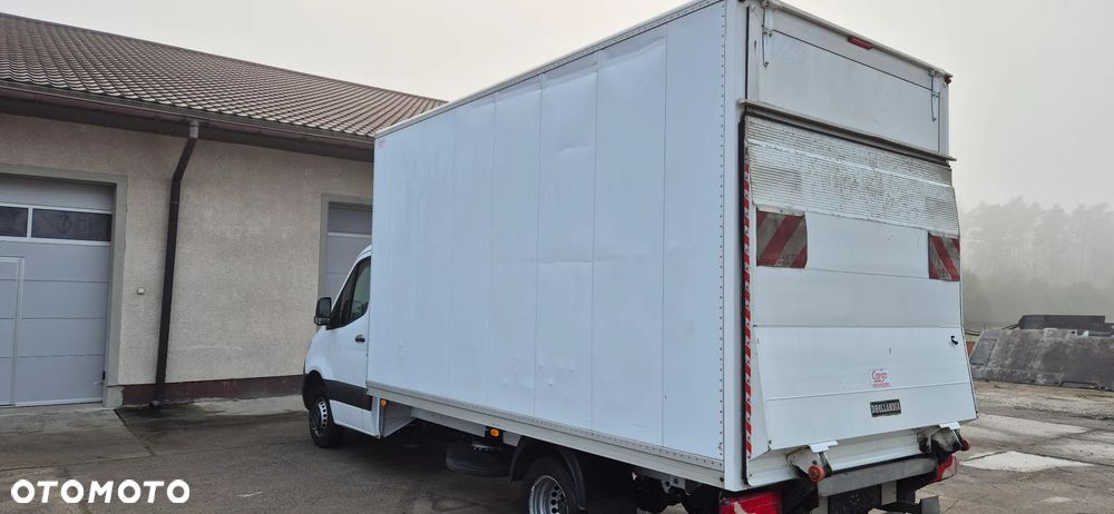 Mercedes-Benz Sprinter - 4