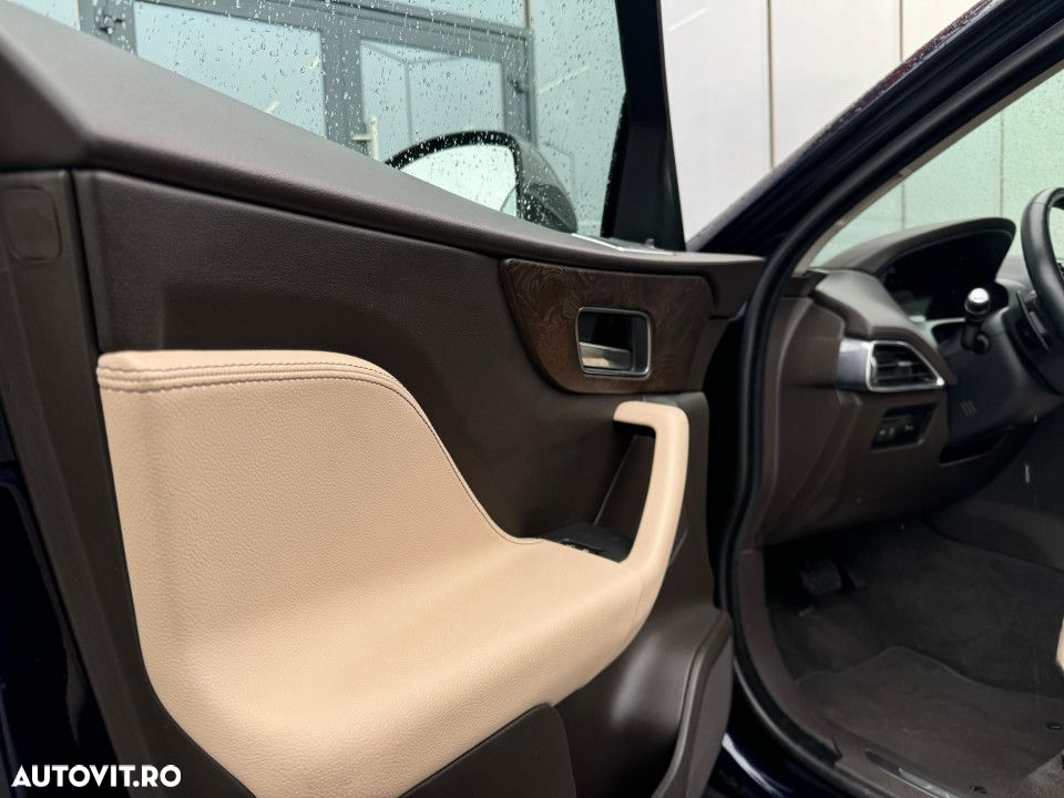 Jaguar F-Pace 20d AWD Aut. Prestige - 21
