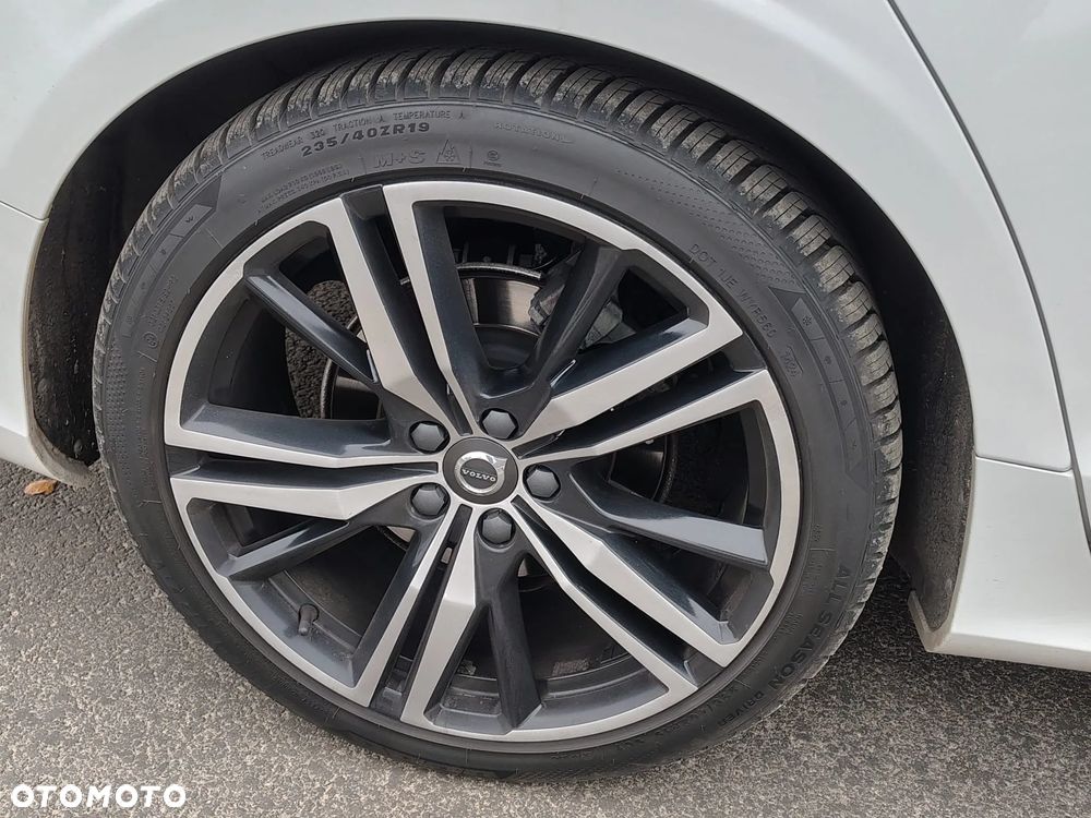 Volvo S60 T4 R-Design - 34