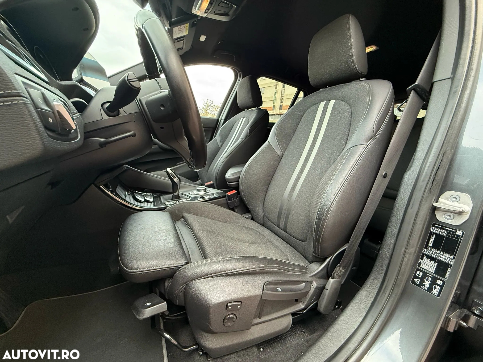 BMW X1 xDrive20d Aut. Sport Line - 24