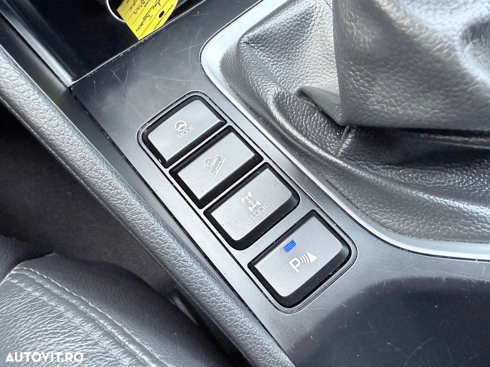 Hyundai Tucson blue 2.0 CRDi 4WD Premium - 16