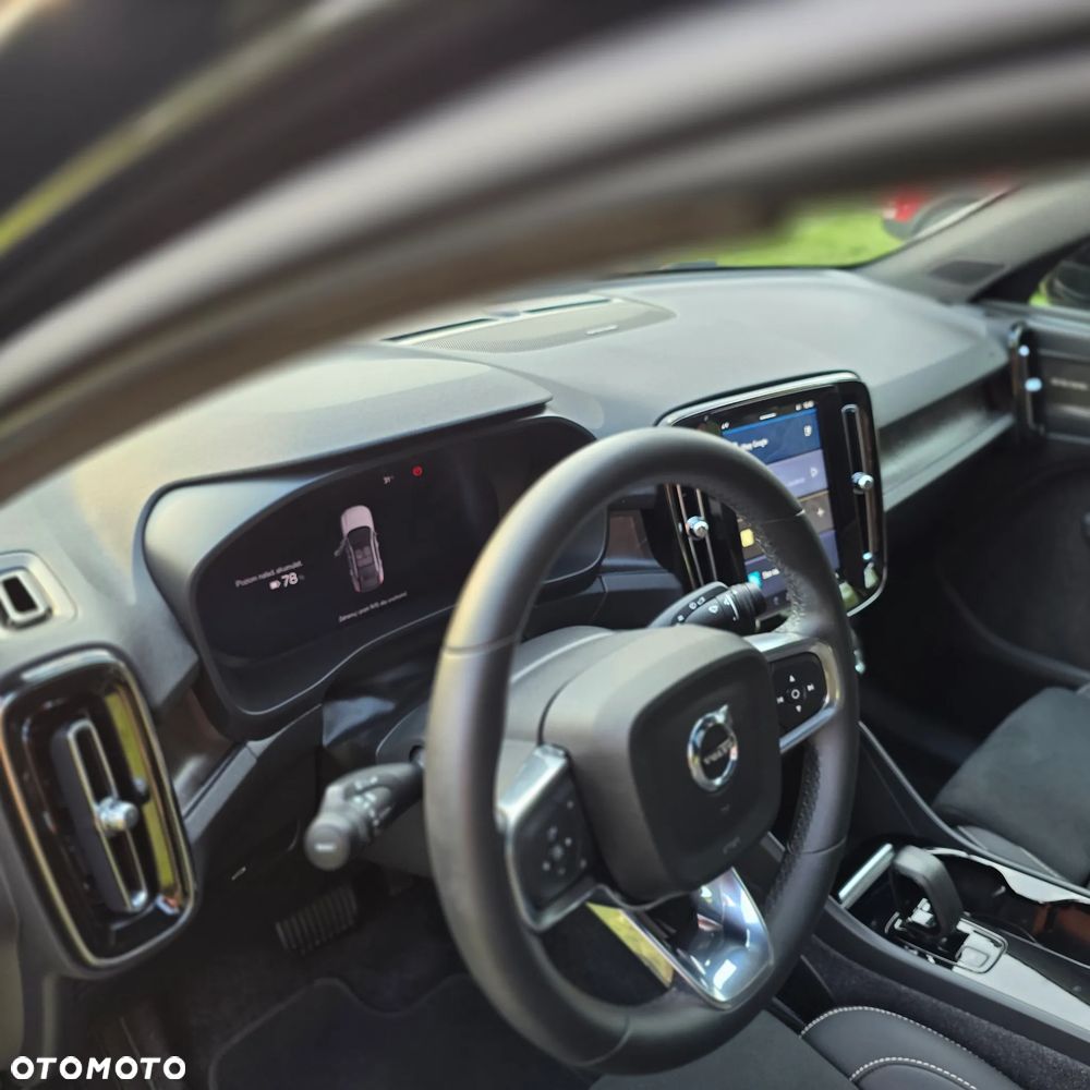 Volvo C40 Recharge 82 kWh Twin Motor Plus - 14