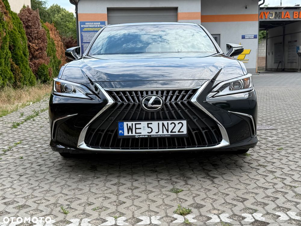 Lexus ES - 2