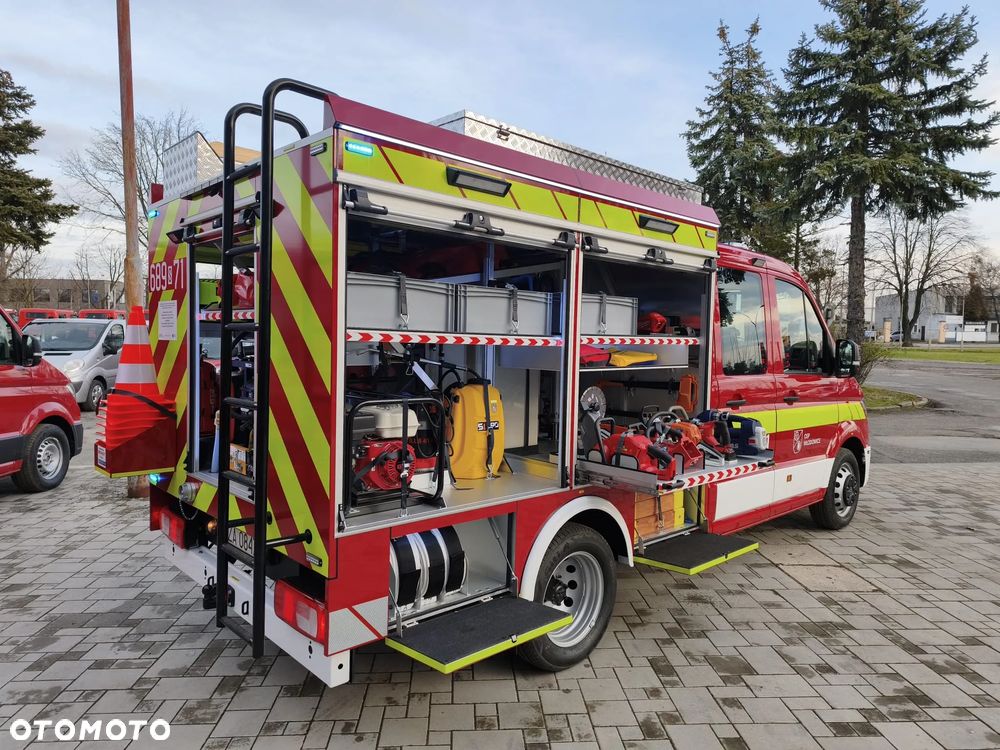 Volkswagen Crafter 4x2 - 4