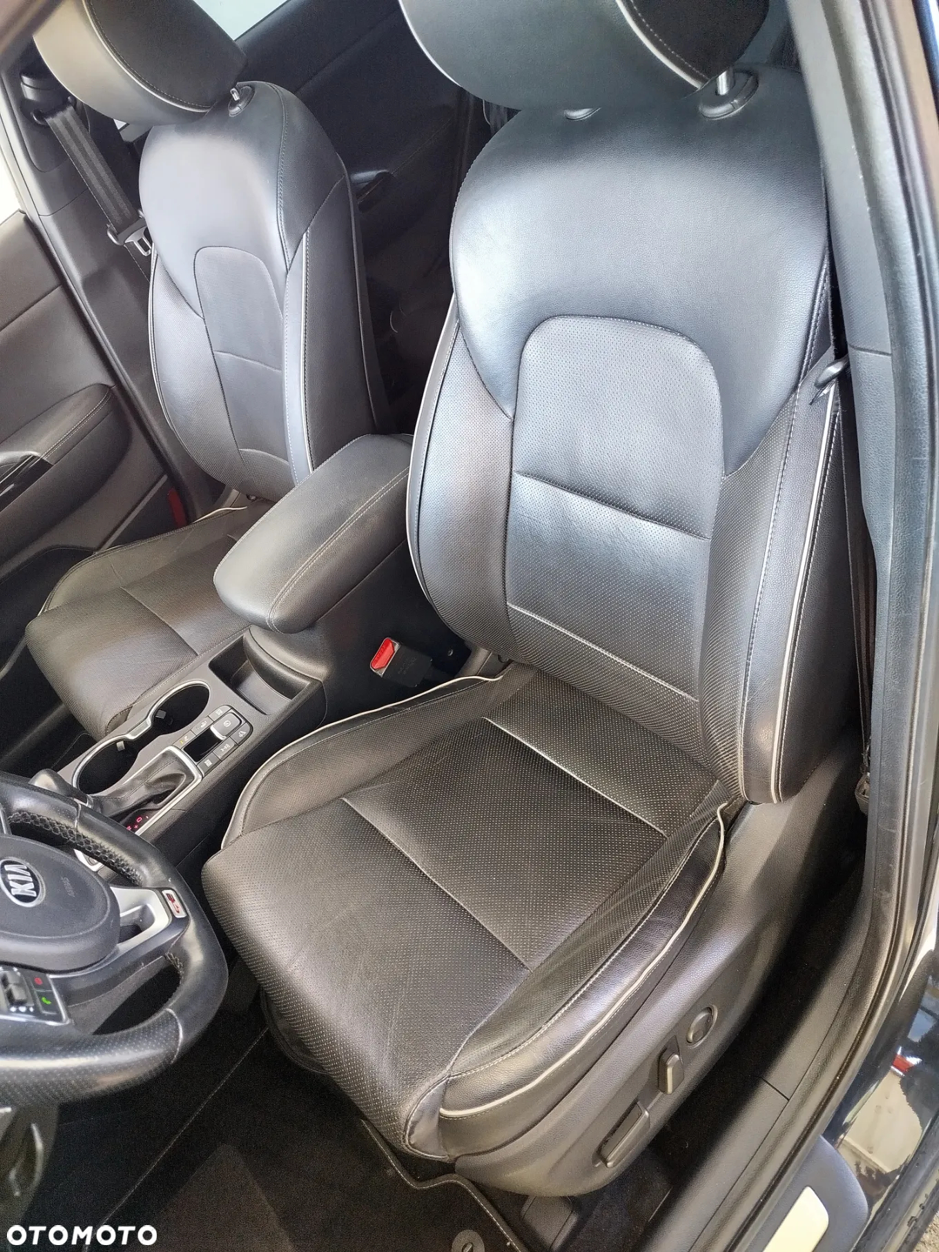 Kia Sportage 1.6 T-GDI AWD GT Line - 10